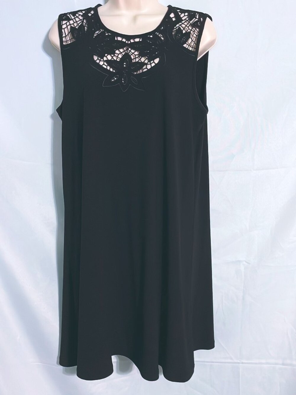 CeCe Cute Black Sleeveless Dress Size L